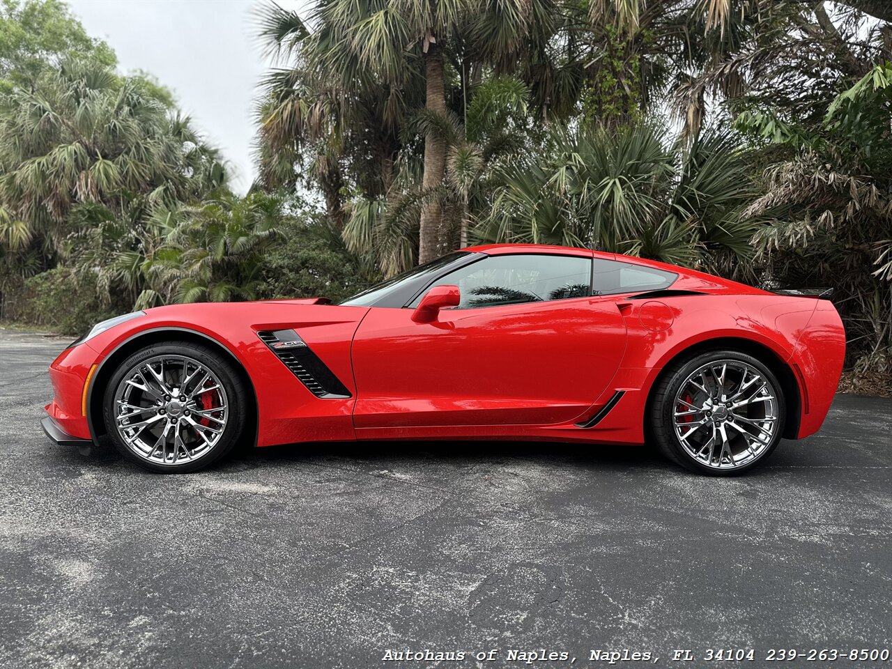 2016 Chevrolet Corvette Z06   - Photo 5 - Naples, FL 34104