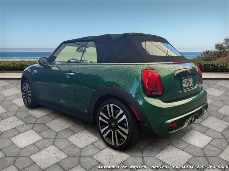 2020 MINI Convertible Cooper S   - Photo 6 - Naples, FL 34104