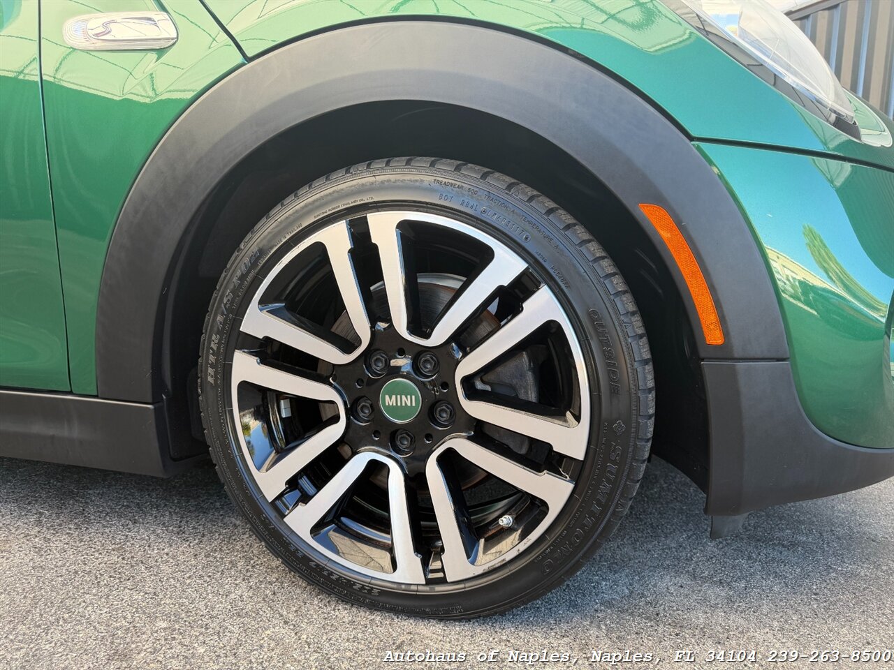 2020 MINI Convertible Cooper S - Photo 10 - Naples, FL 34104