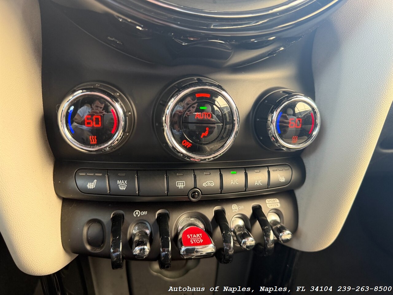 2020 MINI Convertible Cooper S - Photo 34 - Naples, FL 34104