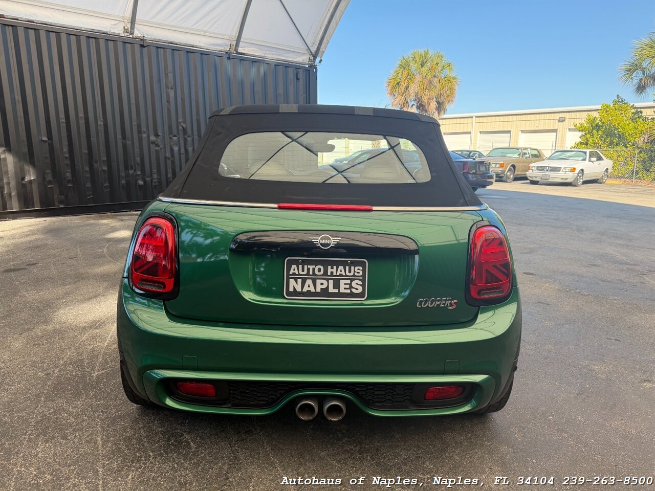 2020 MINI Convertible Cooper S - Photo 7 - Naples, FL 34104