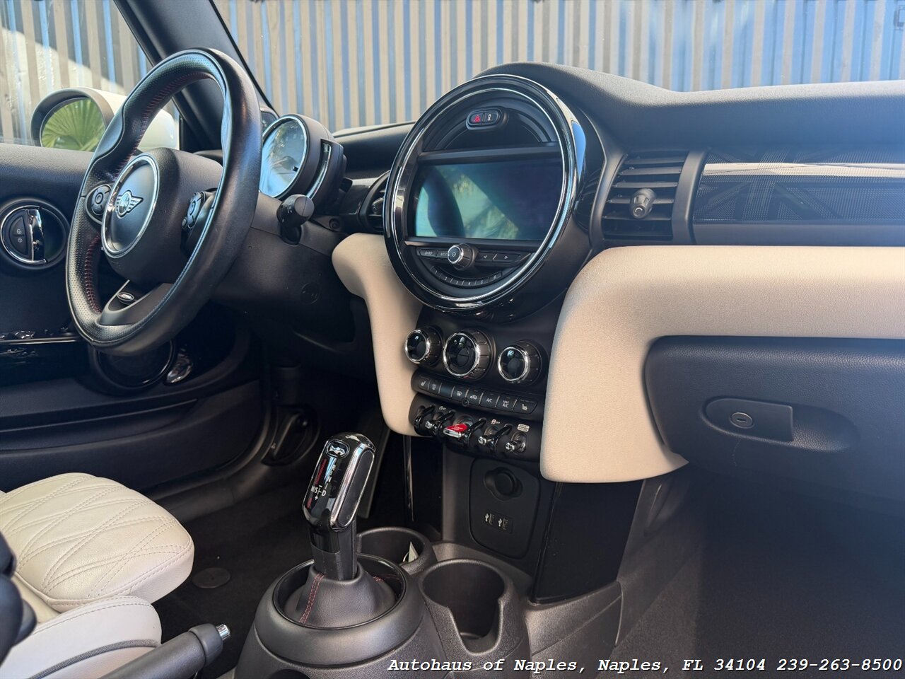2020 MINI Convertible Cooper S - Photo 31 - Naples, FL 34104