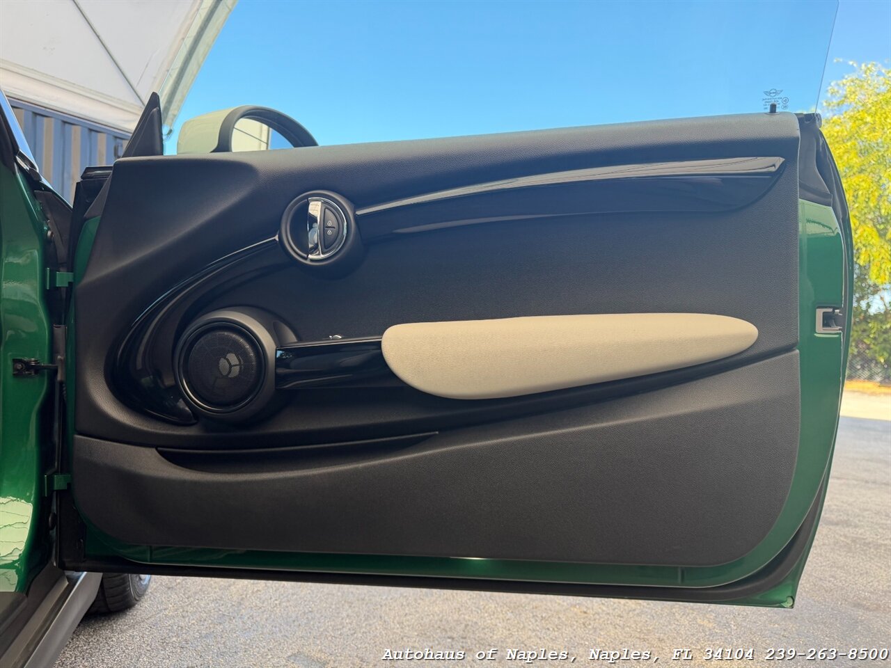 2020 MINI Convertible Cooper S - Photo 30 - Naples, FL 34104