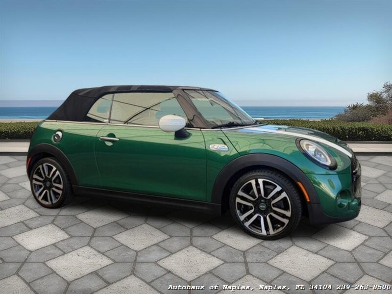 2020 MINI Convertible Cooper S   - Photo 2 - Naples, FL 34104