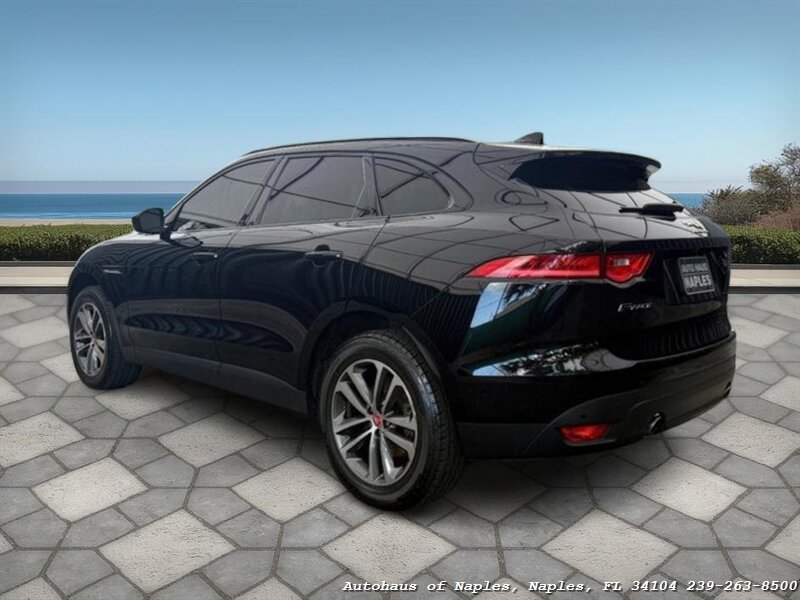 2019 Jaguar F-PACE 25t Premium   - Photo 6 - Naples, FL 34104