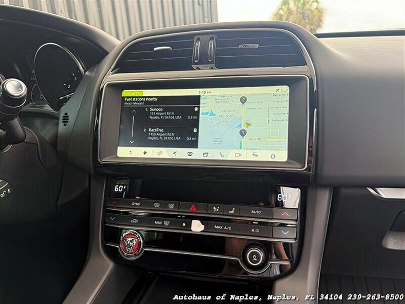 2019 Jaguar F-PACE 25t Premium   - Photo 35 - Naples, FL 34104