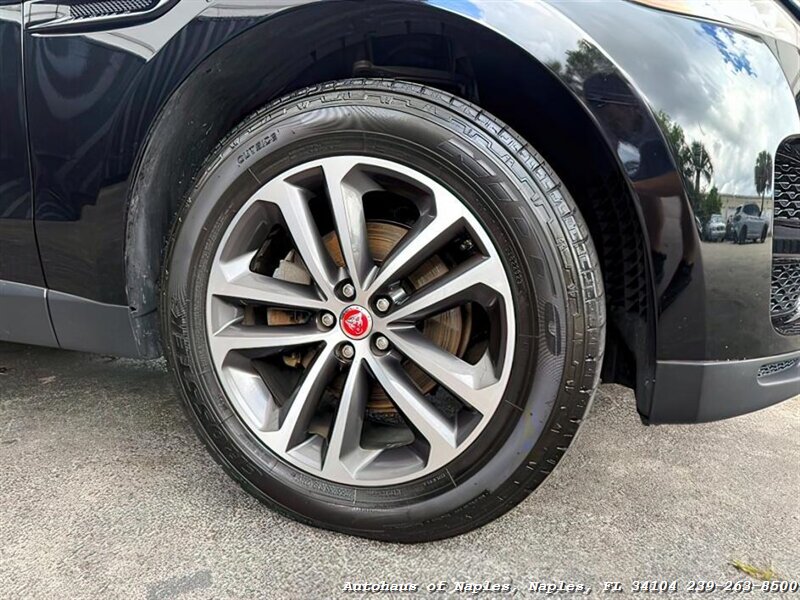 2019 Jaguar F-PACE 25t Premium   - Photo 10 - Naples, FL 34104