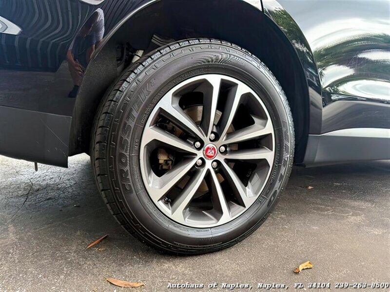 2019 Jaguar F-PACE 25t Premium   - Photo 11 - Naples, FL 34104