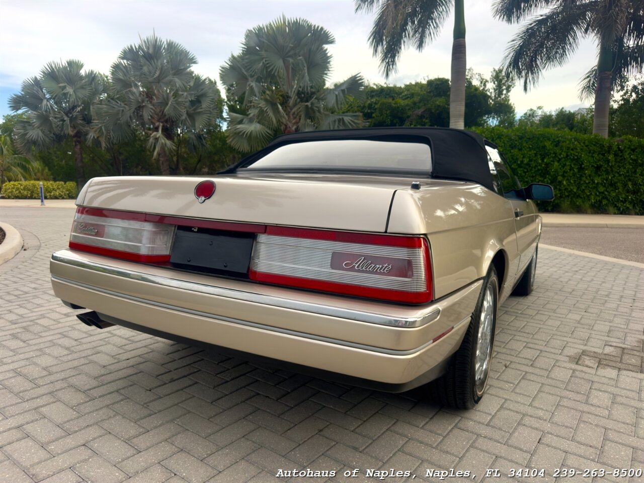 1993 Cadillac Allante - Photo 7 - Naples, FL 34104