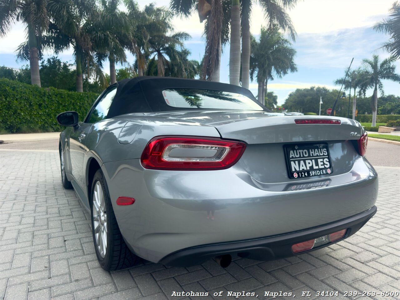 2017 FIAT 124 Spider Classica - Photo 8 - Naples, FL 34104