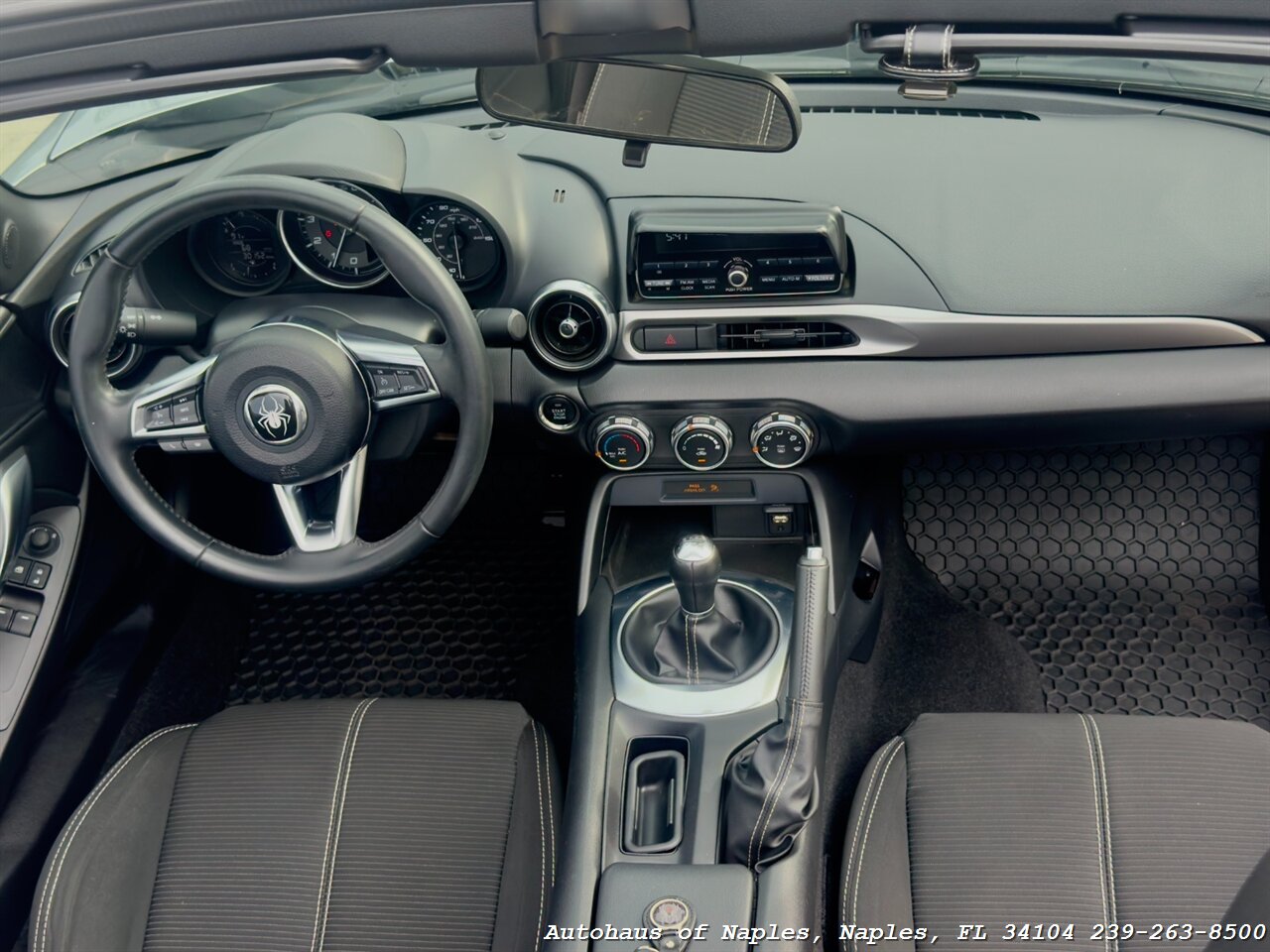 2017 FIAT 124 Spider Classica - Photo 13 - Naples, FL 34104