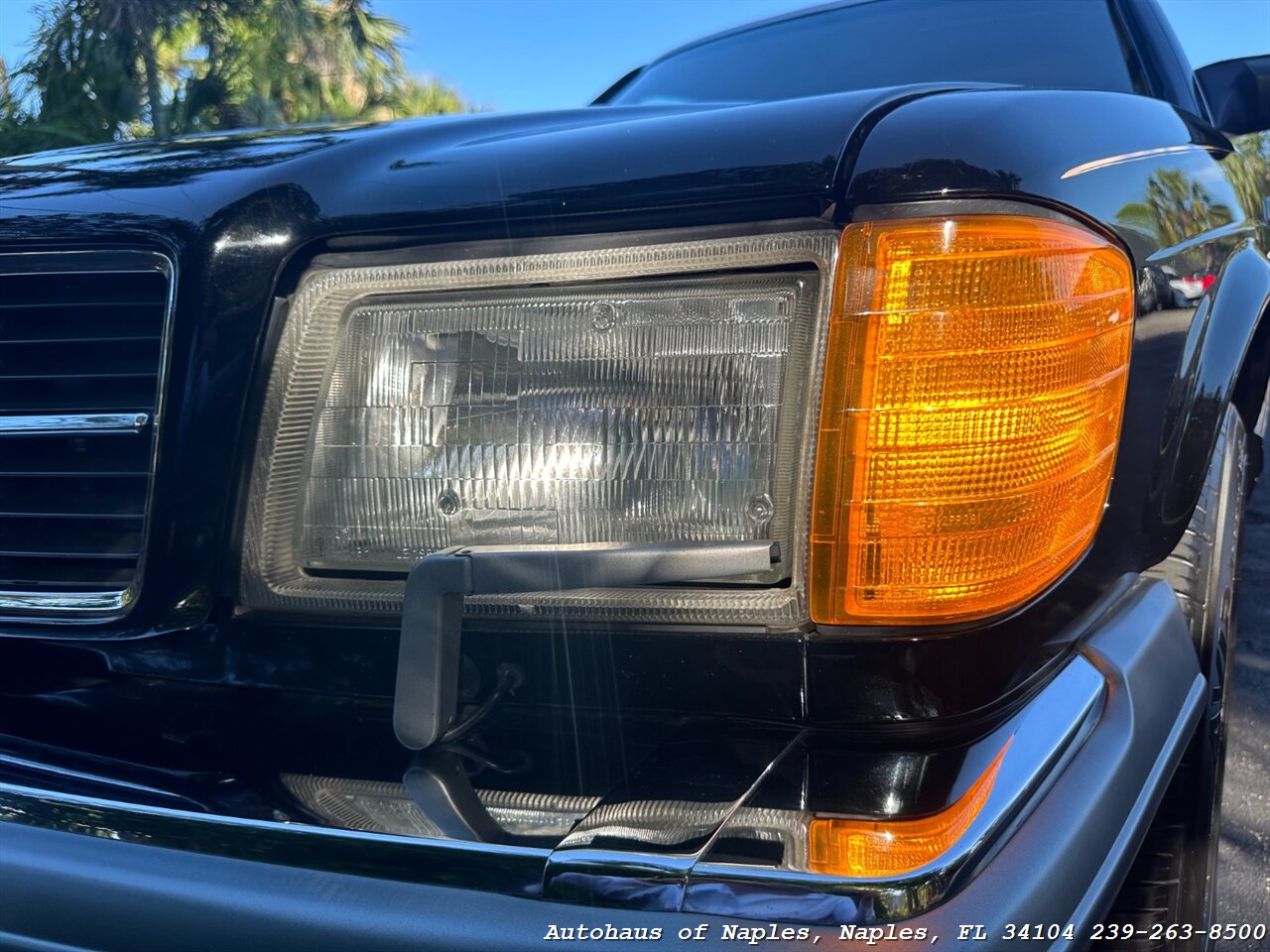 1990 Mercedes-Benz 560 SEC   - Photo 27 - Naples, FL 34104