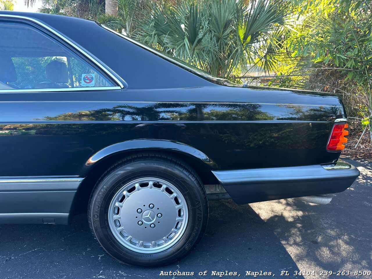 1990 Mercedes-Benz 560 SEC   - Photo 10 - Naples, FL 34104