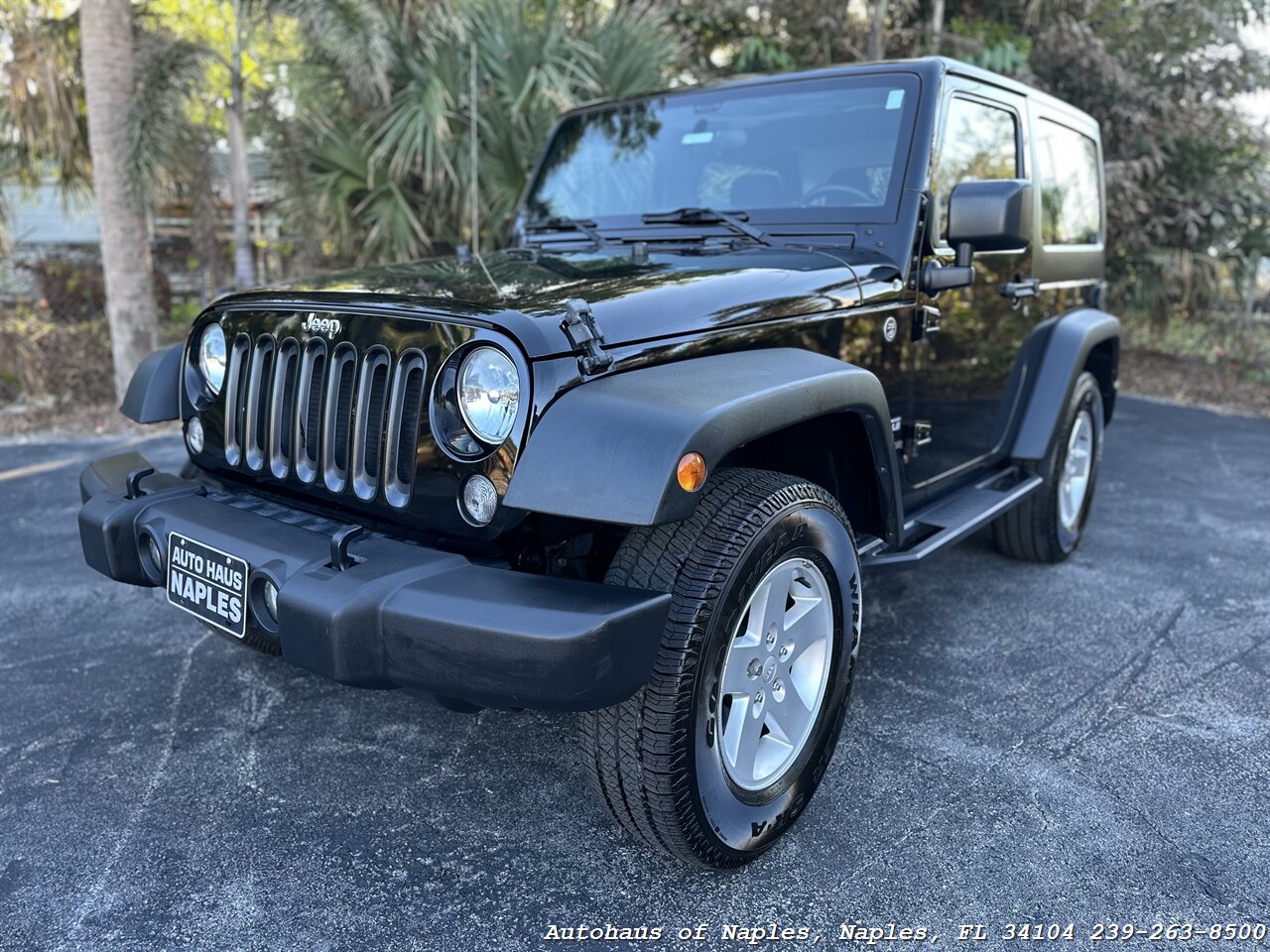 2015 Jeep Wrangler Sport   - Photo 4 - Naples, FL 34104