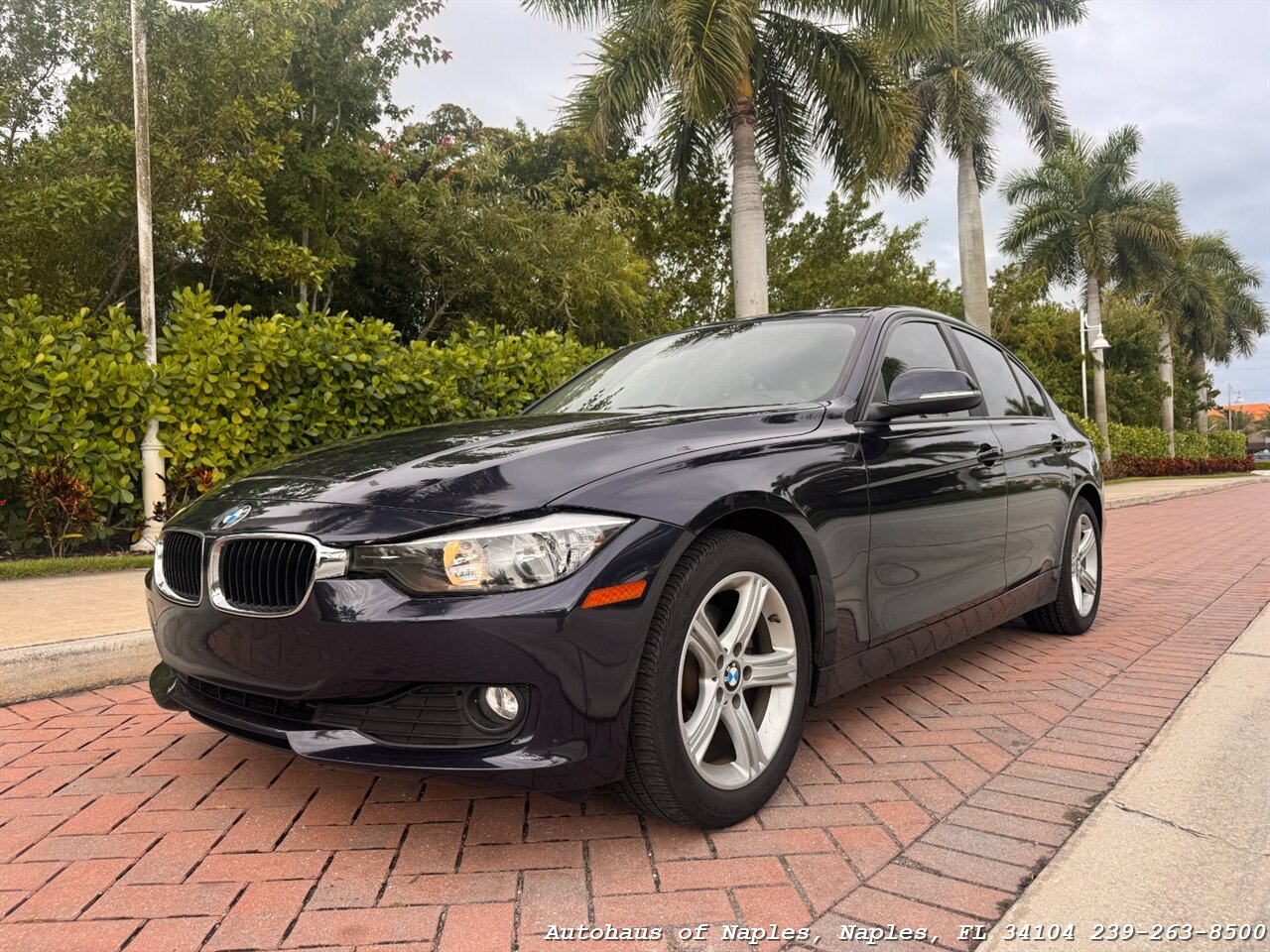 2015 BMW 320i   - Photo 2 - Naples, FL 34104