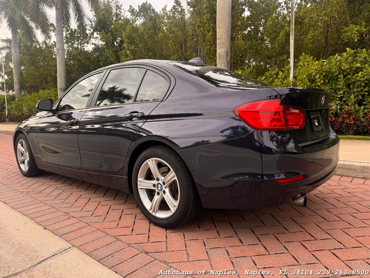 2015 BMW 320i   - Photo 9 - Naples, FL 34104
