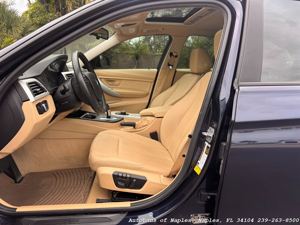 2015 BMW 320i   - Photo 10 - Naples, FL 34104