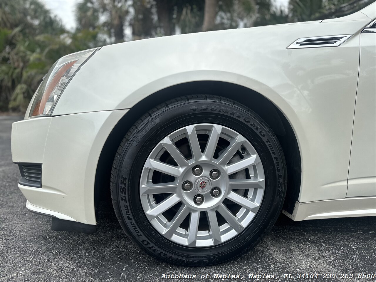 2010 Cadillac CTS 3.0L V6 Luxury   - Photo 9 - Naples, FL 34104