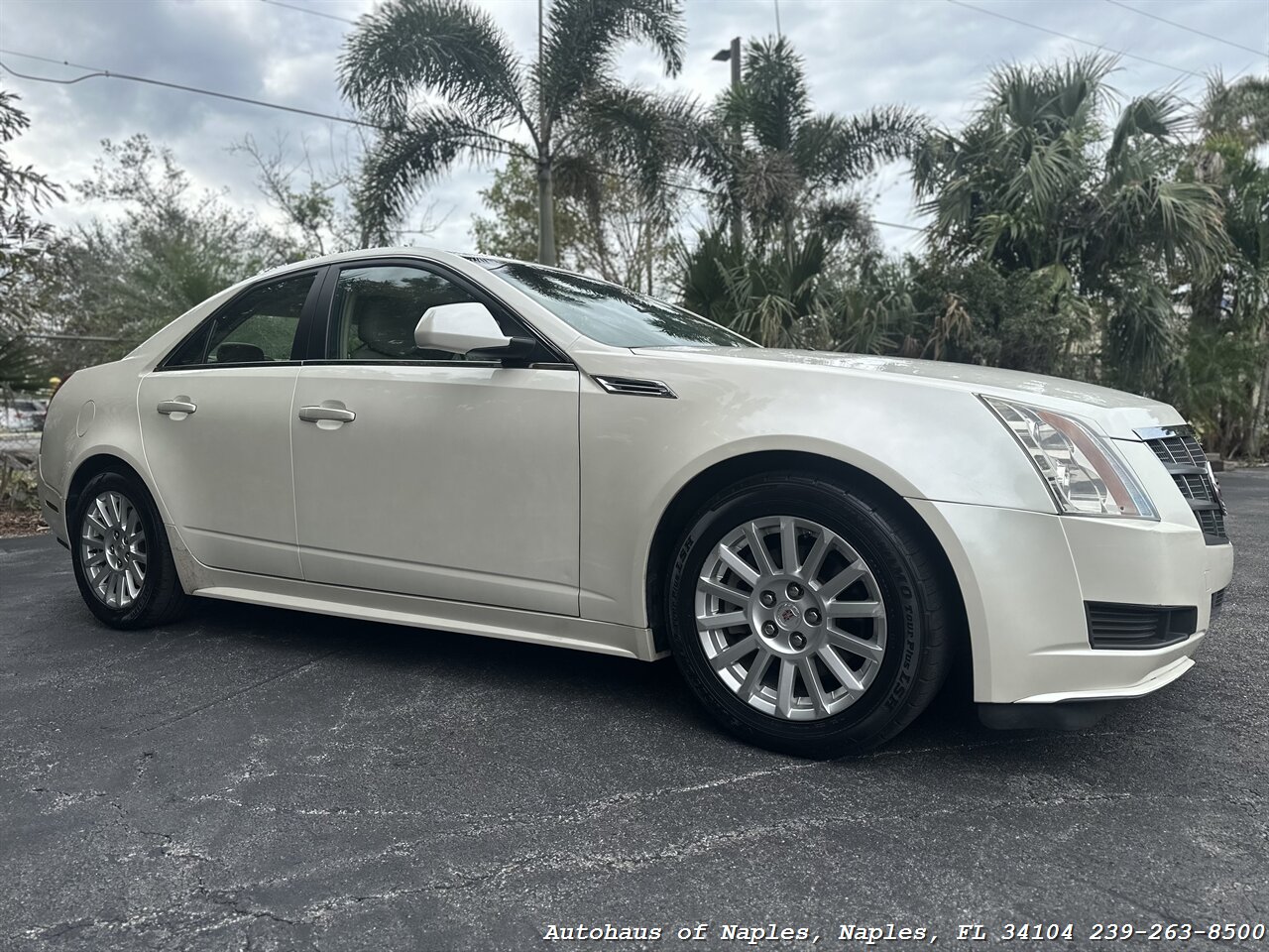 2010 Cadillac CTS 3.0L V6 Luxury   - Photo 2 - Naples, FL 34104