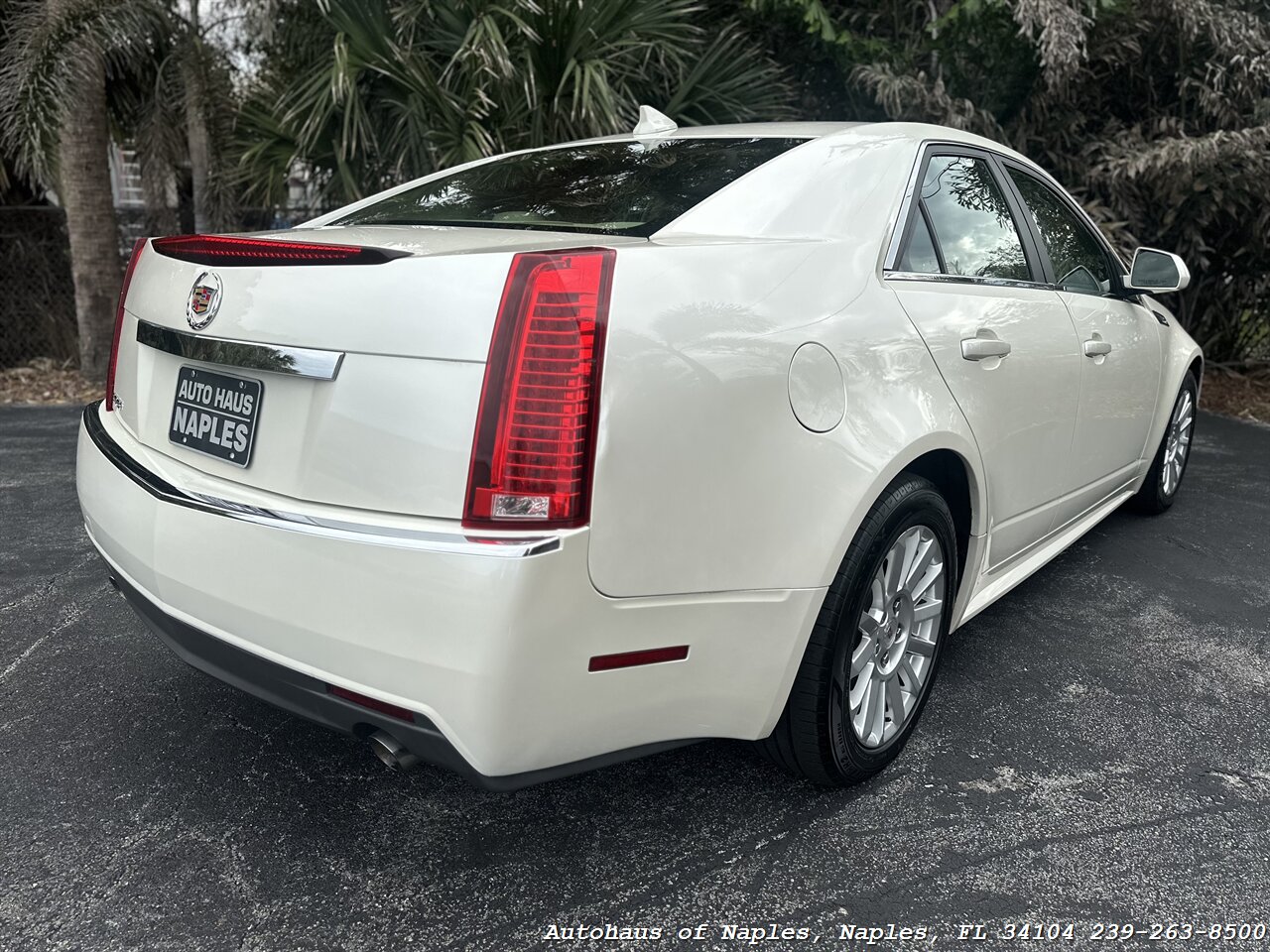 2010 Cadillac CTS 3.0L V6 Luxury   - Photo 13 - Naples, FL 34104