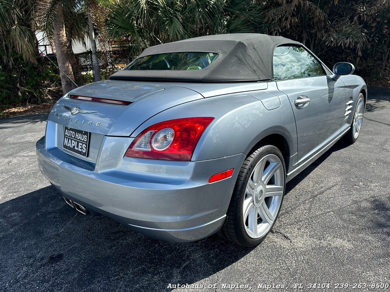 2005 Chrysler Crossfire Limited   - Photo 12 - Naples, FL 34104