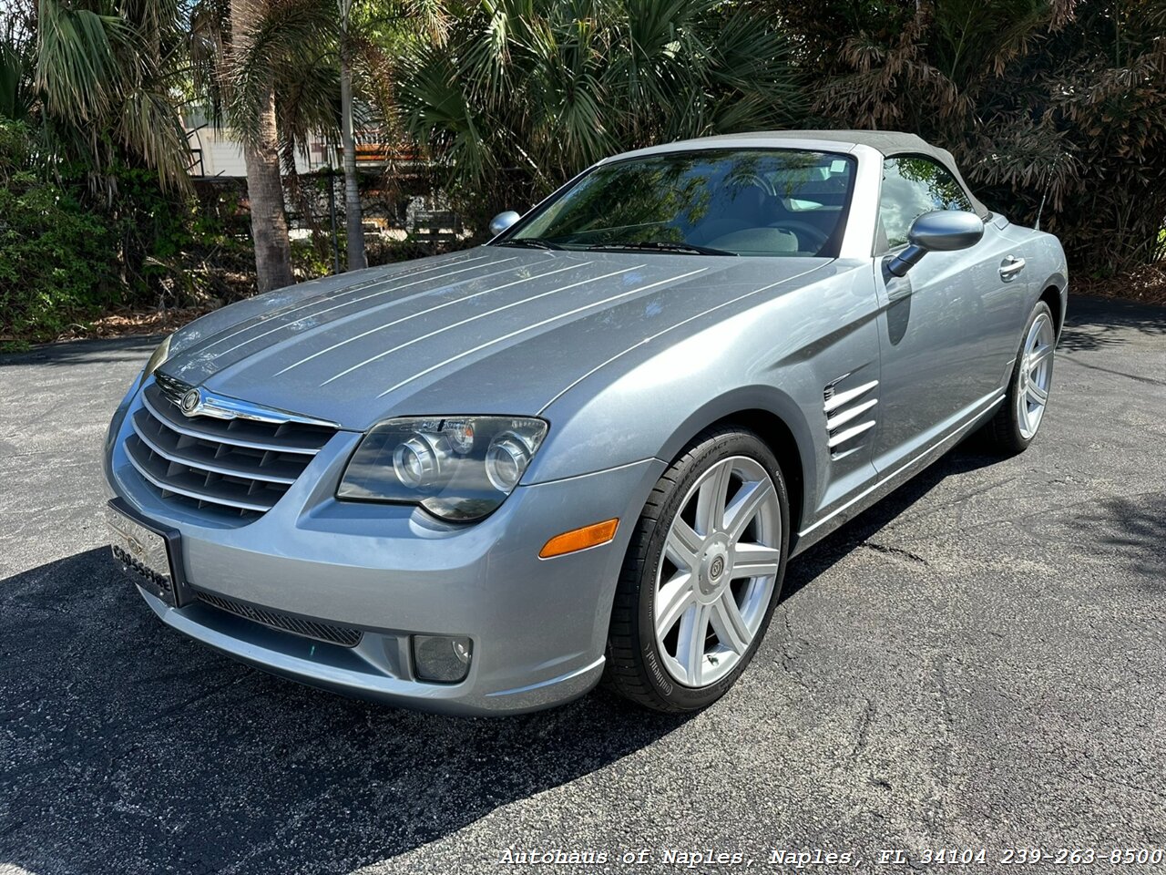 2005 Chrysler Crossfire Limited   - Photo 4 - Naples, FL 34104