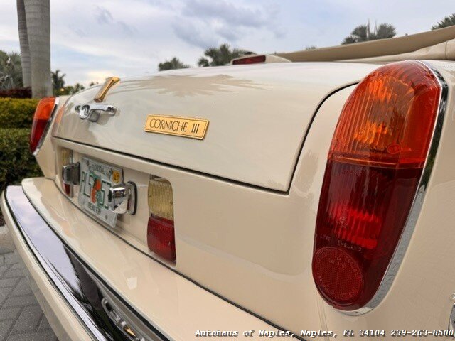 1990 ROLLS ROYCE Corniche - Photo 17 - Naples, FL 34104