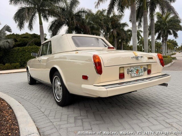 1990 ROLLS ROYCE Corniche - Photo 7 - Naples, FL 34104