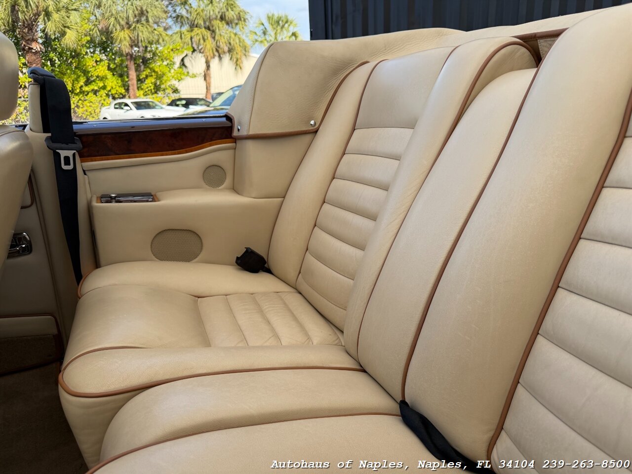 1990 Rolls-Royce Corniche III   - Photo 45 - Naples, FL 34104
