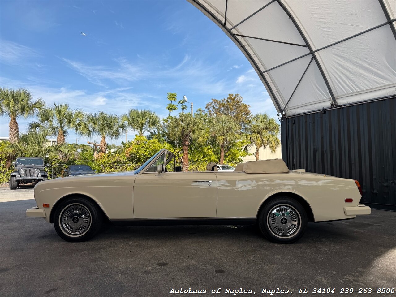 1990 Rolls-Royce Corniche III   - Photo 6 - Naples, FL 34104