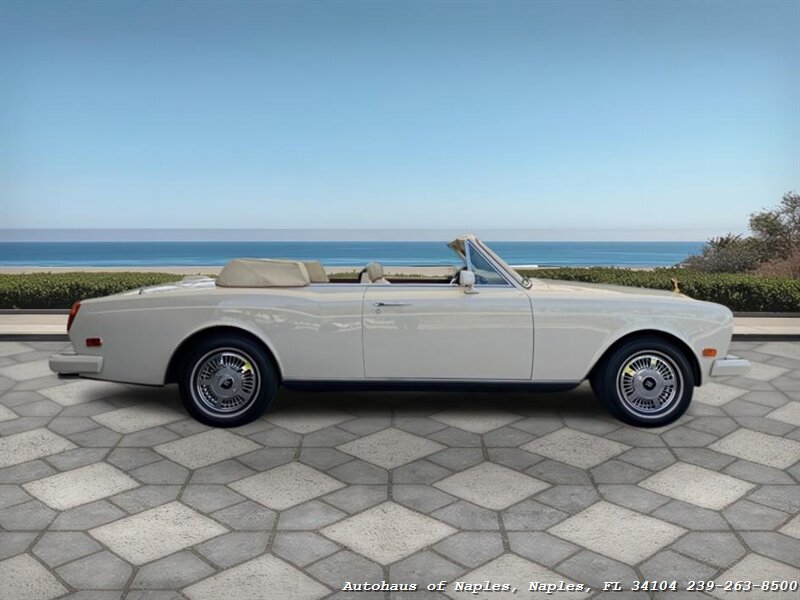 1990 Rolls-Royce Corniche III   - Photo 13 - Naples, FL 34104
