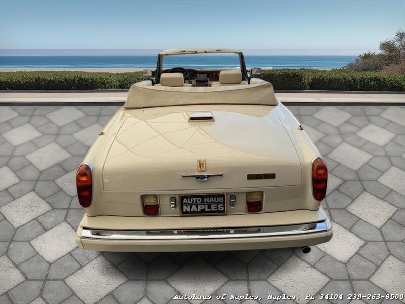 1990 Rolls-Royce Corniche III   - Photo 10 - Naples, FL 34104