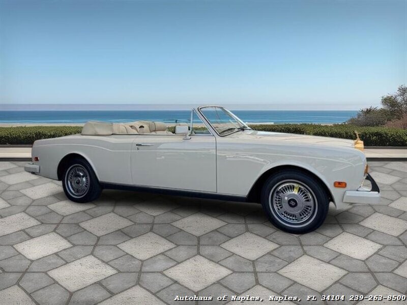 1990 Rolls-Royce Corniche III  