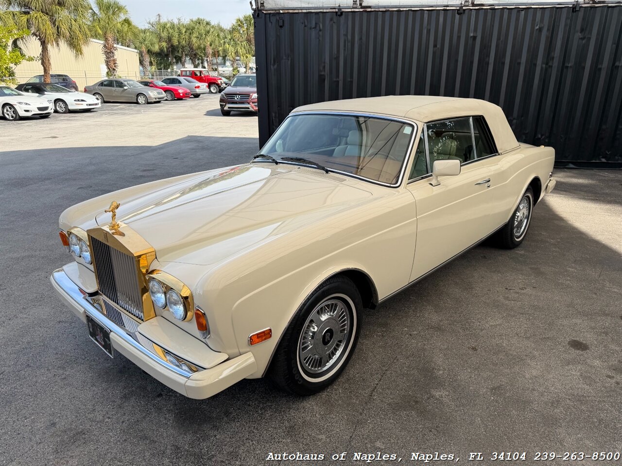 1990 Rolls-Royce Corniche III   - Photo 20 - Naples, FL 34104