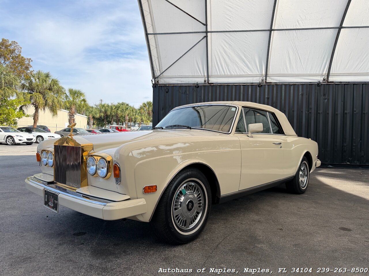 1990 Rolls-Royce Corniche III   - Photo 19 - Naples, FL 34104