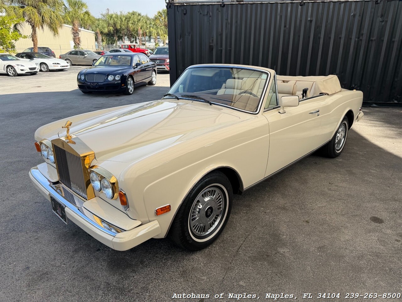 1990 Rolls-Royce Corniche III   - Photo 5 - Naples, FL 34104