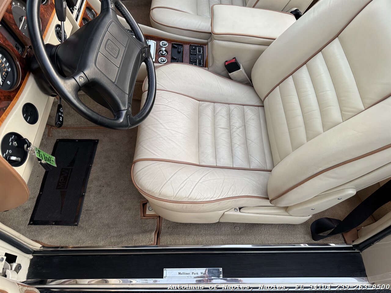 1990 Rolls-Royce Corniche III - Photo 30 - Naples, FL 34104