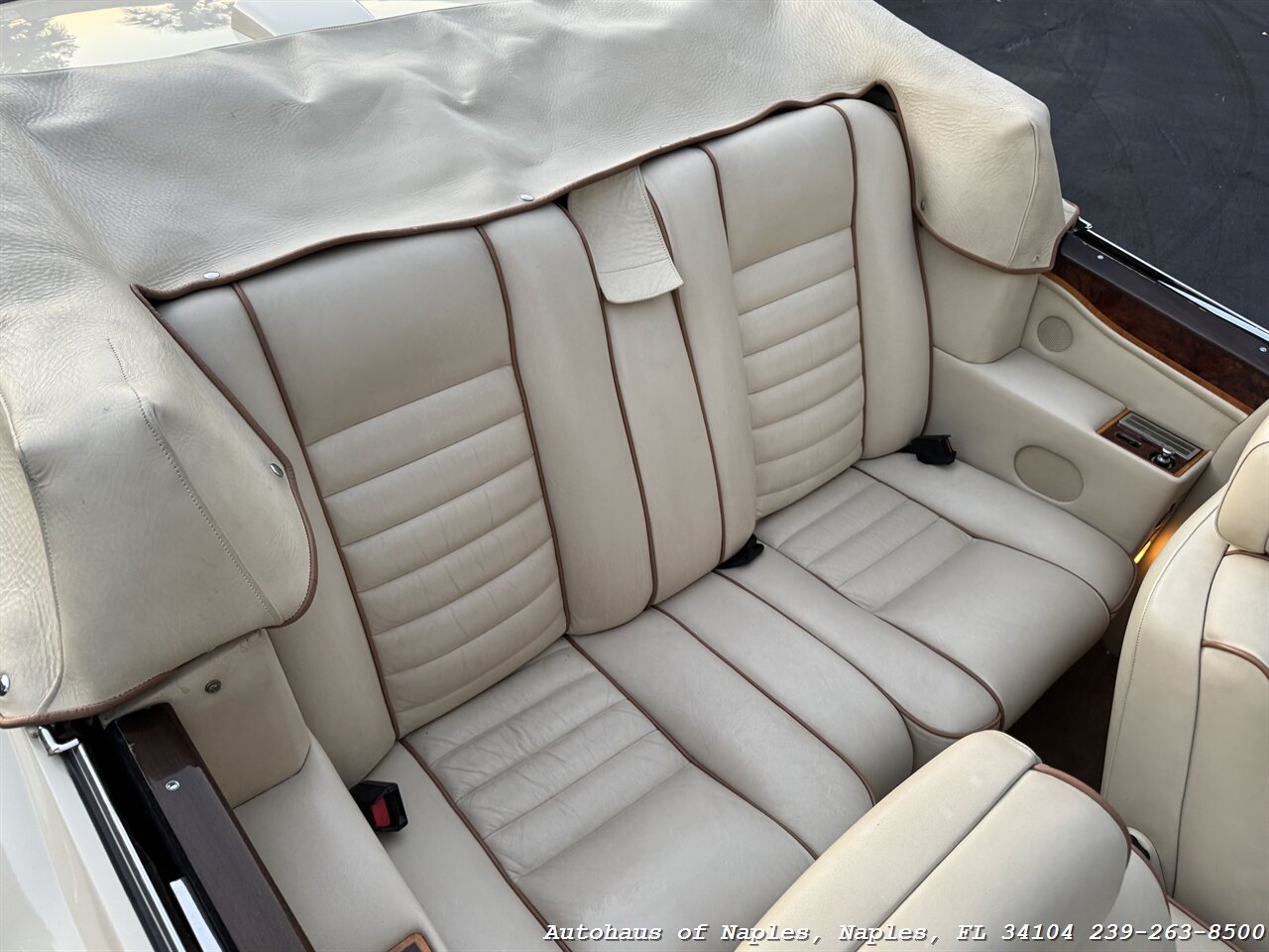 1990 Rolls-Royce Corniche III - Photo 49 - Naples, FL 34104