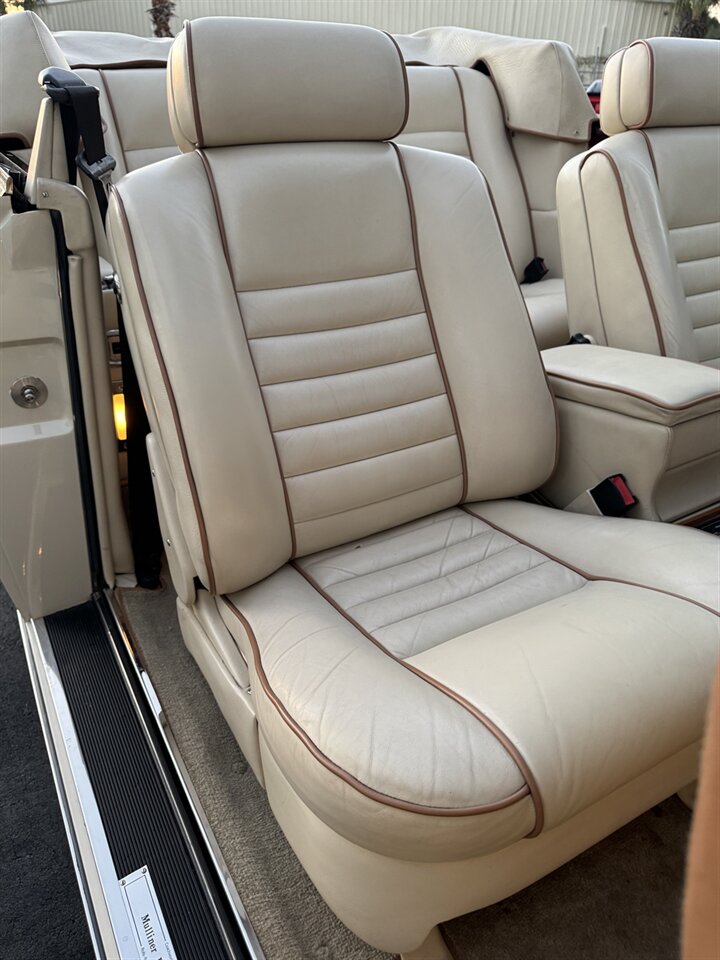 1990 Rolls-Royce Corniche III - Photo 44 - Naples, FL 34104
