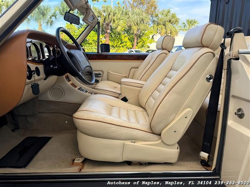 1990 Rolls-Royce Corniche III   - Photo 41 - Naples, FL 34104