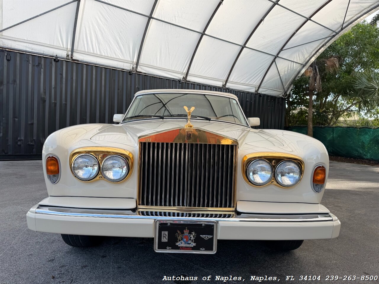 1990 Rolls-Royce Corniche III   - Photo 17 - Naples, FL 34104
