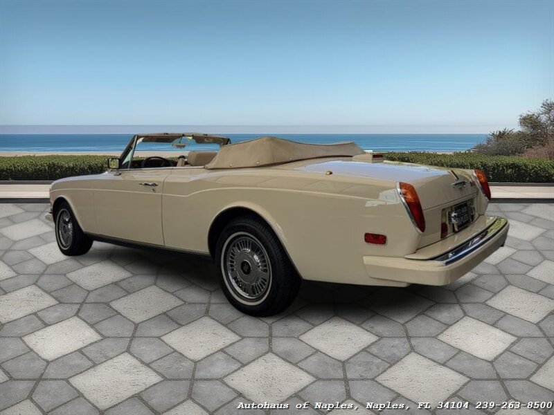 1990 Rolls-Royce Corniche III   - Photo 7 - Naples, FL 34104
