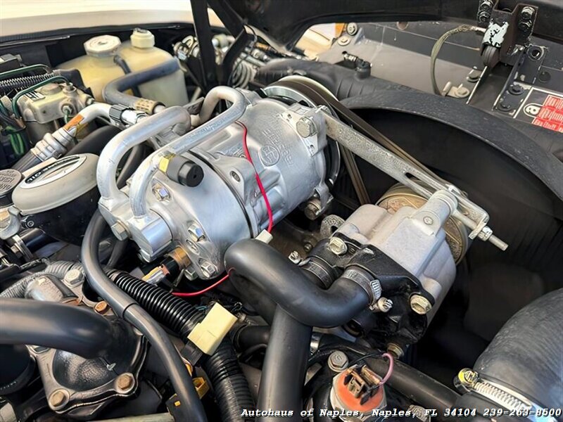 1990 Rolls-Royce Corniche III   - Photo 38 - Naples, FL 34104