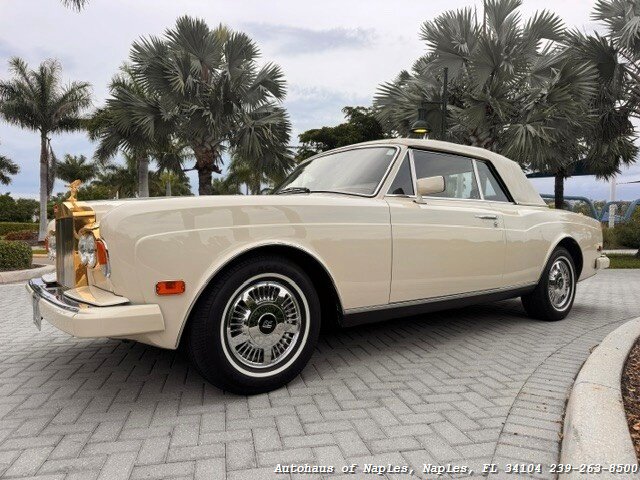 1990 ROLLS ROYCE Corniche - Photo 4 - Naples, FL 34104