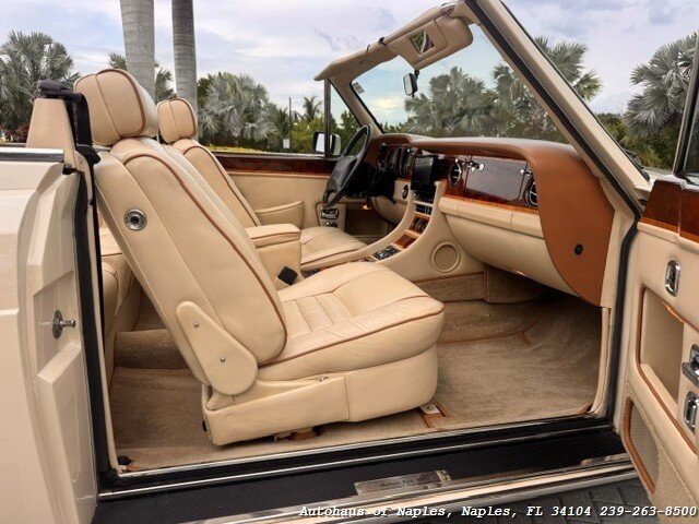 1990 ROLLS ROYCE Corniche - Photo 15 - Naples, FL 34104