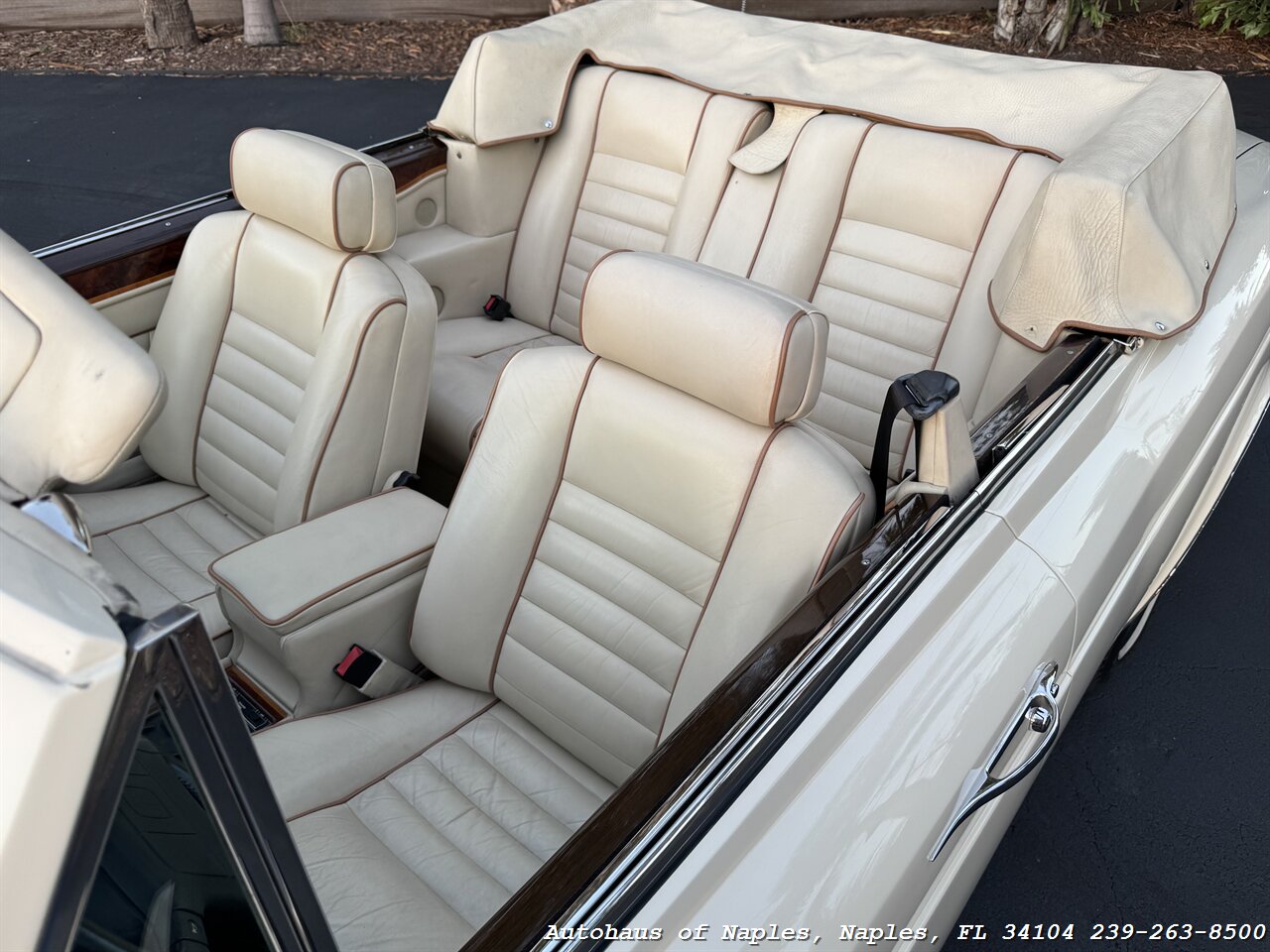 1990 Rolls-Royce Corniche III - Photo 27 - Naples, FL 34104