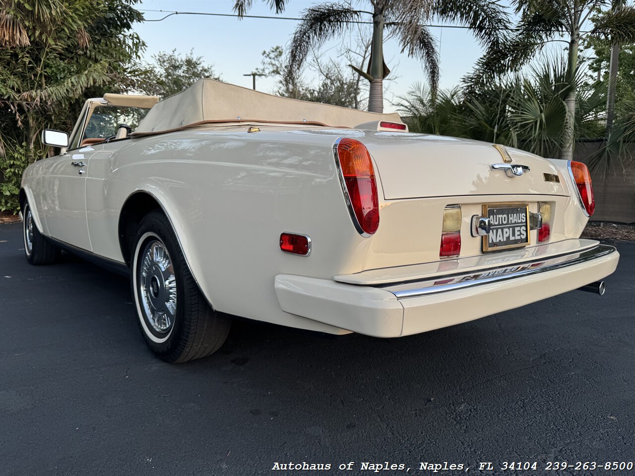 1990 Rolls-Royce Corniche III - Photo 5 - Naples, FL 34104
