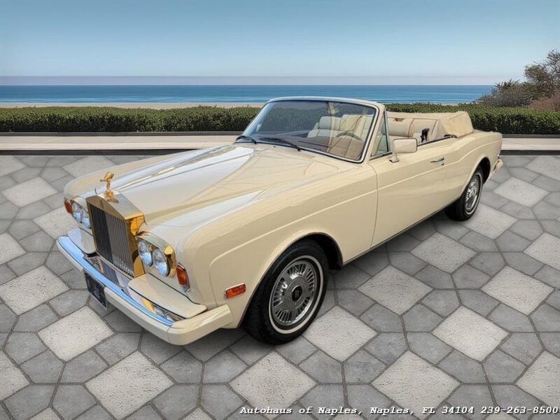 1990 Rolls-Royce Corniche III   - Photo 5 - Naples, FL 34104