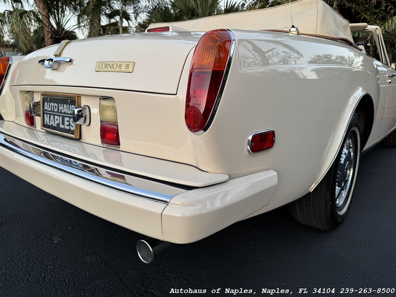 1990 Rolls-Royce Corniche III - Photo 8 - Naples, FL 34104