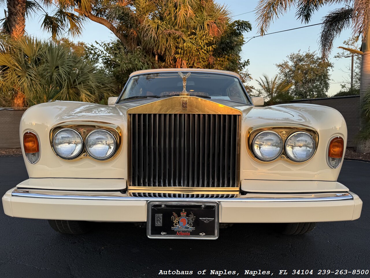1990 Rolls-Royce Corniche III - Photo 12 - Naples, FL 34104